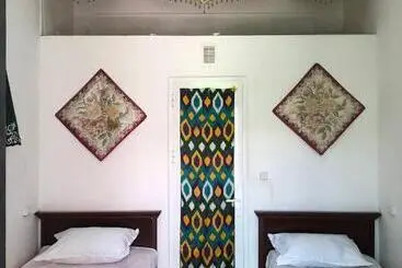 پانسیون Khan Rooms