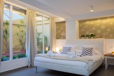 آپارتمان Singularstays Botanico 29 Rooms