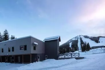 Nowhere Special Hostel