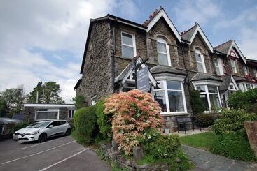 Bed and Breakfast Brook House ― Free On Site Car Park