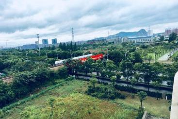 Отель Jiangyin Jintong International