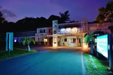 Hospedaria Chengching Lakefront Resort