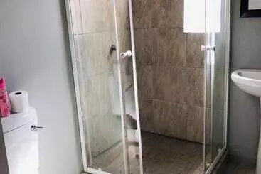 Huoneistohotelli Livingwaters Self Catering Accommodation