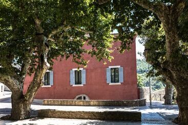 Hotell Mas Du Brulat