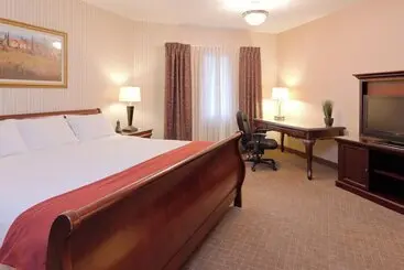 ホテル Holiday Inn Express Mentor Banquet Center By Ihg