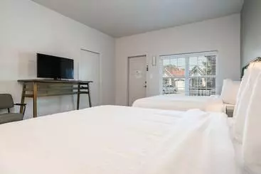 ユースホステル Best Court