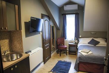 مُتل Vila Mila Riverside Apartments