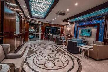 מלון דירות Elite Furnished Units