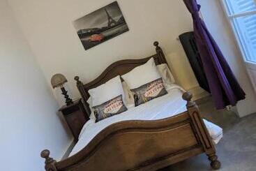 تختخواب و صبحانه Château De La Rocherie