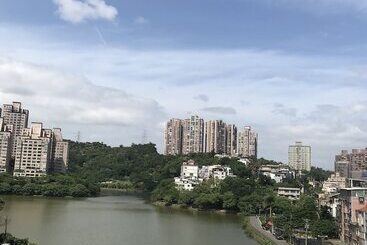 هاستل Gin Lon Lake Motel