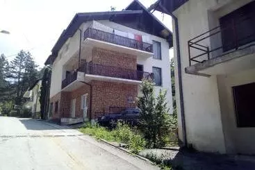 Retkeilymaja Hm   Konak