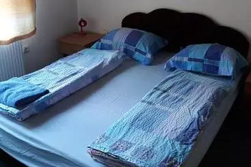 هاستل Hm   Konak