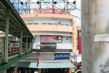 Hotel Reddoorz Plus At Edsa Congressional