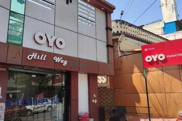 Hotel O Hill Way Guest House