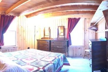 Bald Mountain Camps Resort