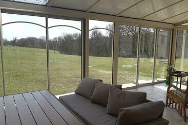 بنسيون Gîte Et Chambres D Hôtes Du Domaine Du Val Bruant