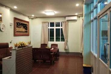 ペンション Htet Nan San Guest House