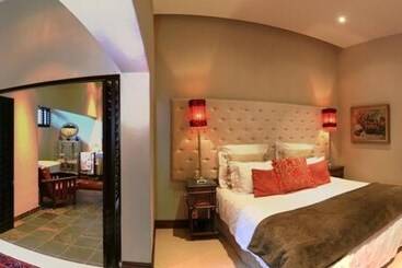 膳宿费 Cowrie Cove Guest House