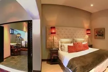 Majatalo Cowrie Cove Guest House