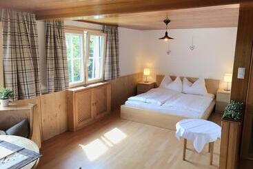 Vandrarhem Gasthaus Moosegg