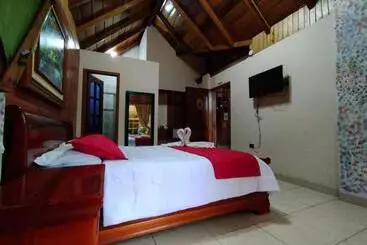 Pension Hostal Casa Cultural Mindo