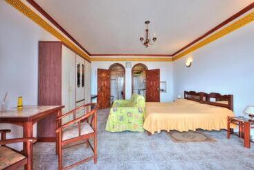 پانسیون Residencial Cabo Verde Palace