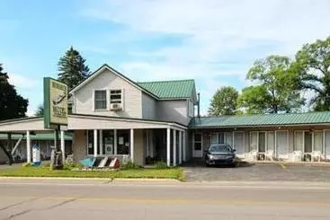 The Monarch Motel