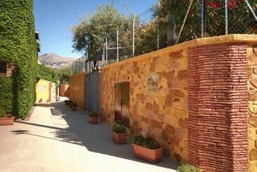 Hotel Agriturismo Le Campanelle   Sicilia   Cefalù