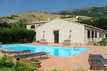 ホテル Agriturismo Terravecchia