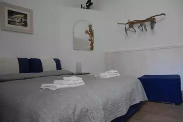 Pensione 4 Camere A Trani