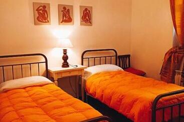 ホテル Villa Podere Cartaio Bio Estate Pool Airc