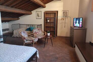 Pension (Hôtel basse catégorie) Clockwise