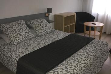 בית מלון כפרי Hôtel L'arbousier