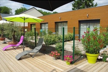 بنسيون Les Abris Du Château