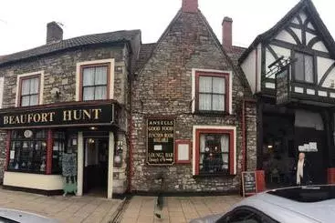 Hostel The Beaufort Hunt