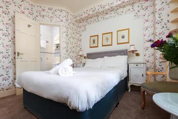 膳宿费 The Cransley By Grandeur Property