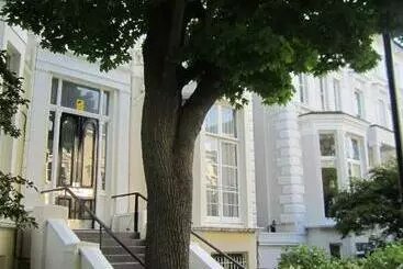 Retkeilymaja Belsize House