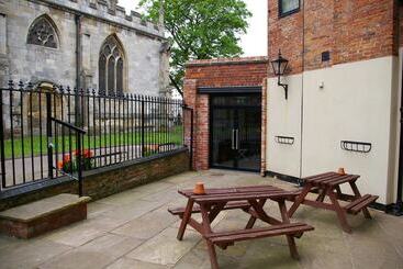 Пансион Number Four