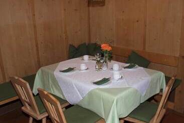 膳宿费 Gasthof Kampenwand Bernau