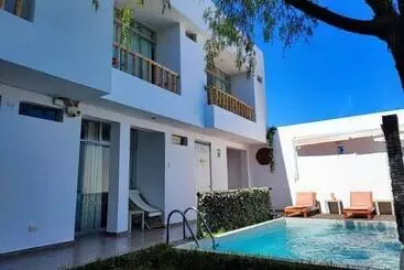Pension Paracas Guest House