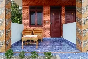 Majatalo Fadhil Guest House