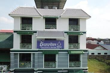 هتل آپارتمان Thanyachatra Boutique
