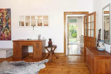 Majatalo Robertson Boutique Backpackers