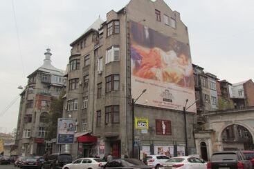 هتل آپارتمان Rymarska Apart