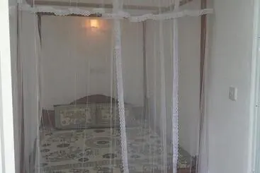 Pensione Ameesha Guesthouse