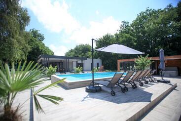 펜션 Mohácsi Wellness Vendégház és Lovasklub