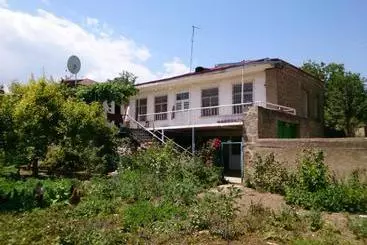 پانسیون Artush & Donaras B&b