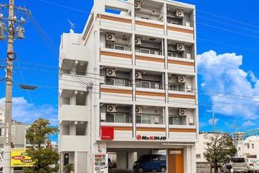 Apart Hotel Mr. Kinjo In Uchidomari