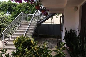 Pensión Guesthouse On Zheleznodorozhnaya