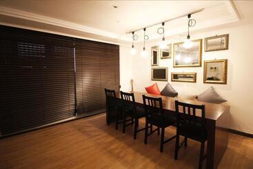 پانسیون Mtt Guest House